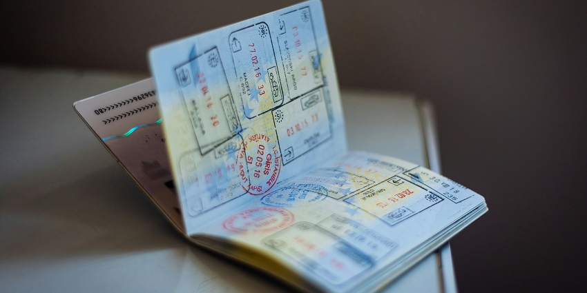 Entry process for Indian citizens traveling to Sri Lanka answering do Indians need a visa for Sri Lanka.