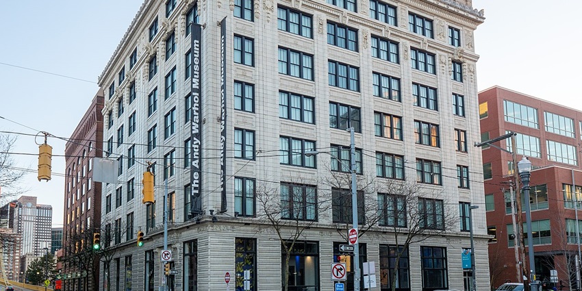 For art lovers, one of the best things to see in Pittsburgh is the Andy Warhol Museum.