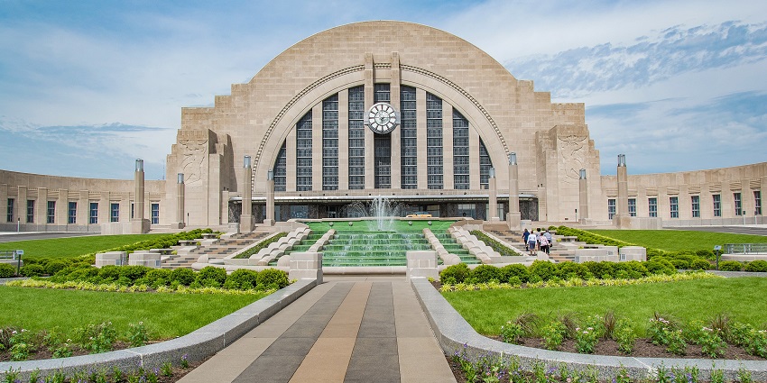 Visitors entering the grand Art Deco Union Terminal, home to the Cincinnati Museum Centre’s exhibits.