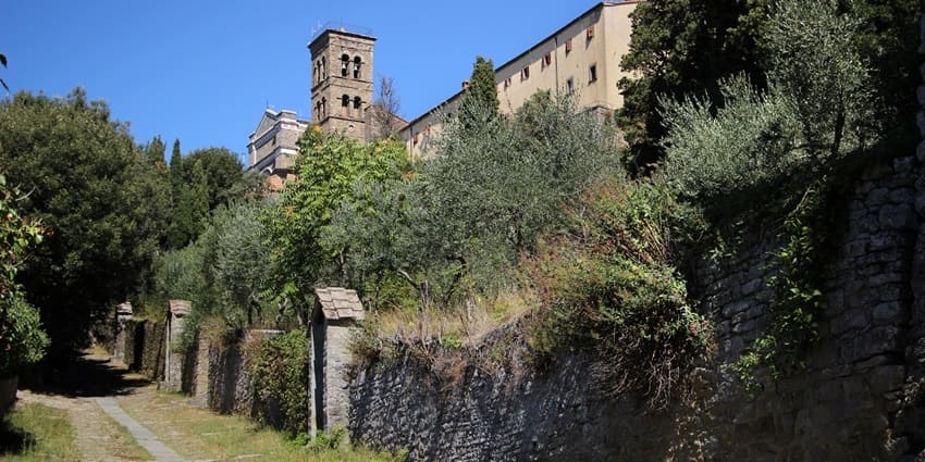 Things to do in Cortona include exploring hidden alleys and lanes full of Tuscan charm.