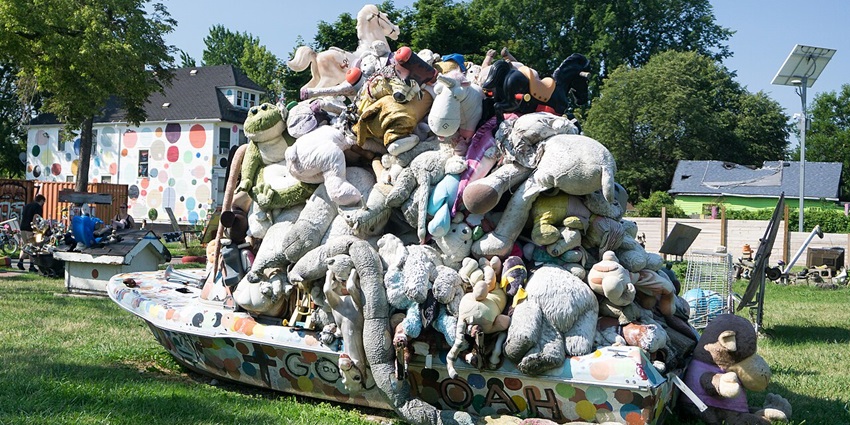 Experience dynamic street art scene at the Heidelberg Project, a community-driven art installation.