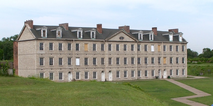 Fort Wayne in Detroit with traditional American architecture, is one of the best historical places in Michigan.