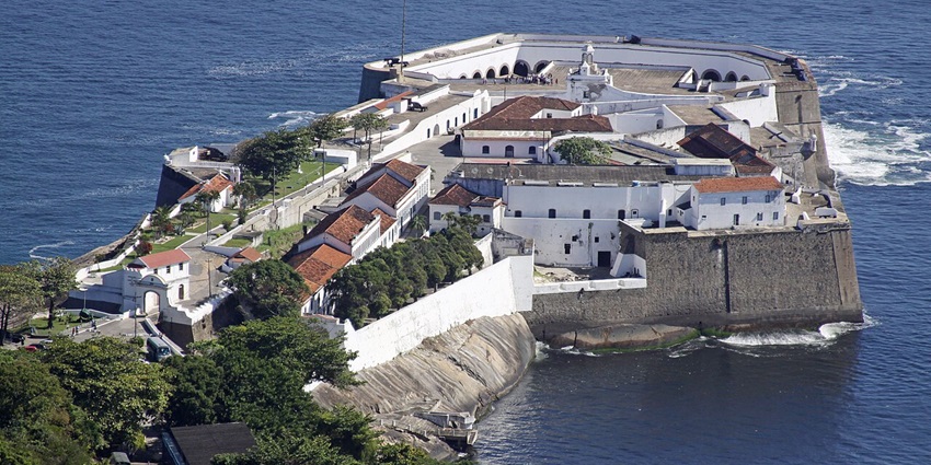 Fortaleza de Santa Cruz da Barra from above, white and red-roofed buildings, Brazil