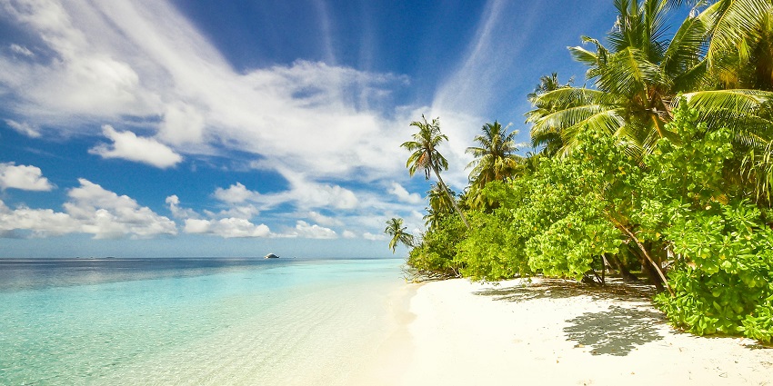 Fulidhoo Island features clear waters and white sands, showcasing islands in Maldives.