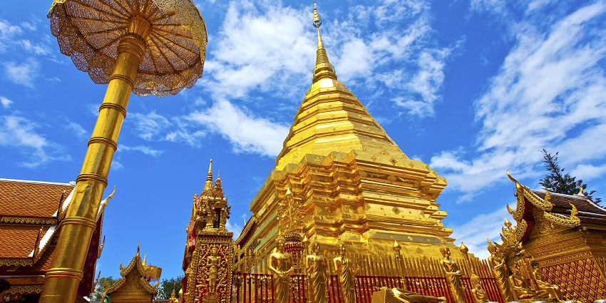 Scenic image of beautiful Golden Temples of Thailand