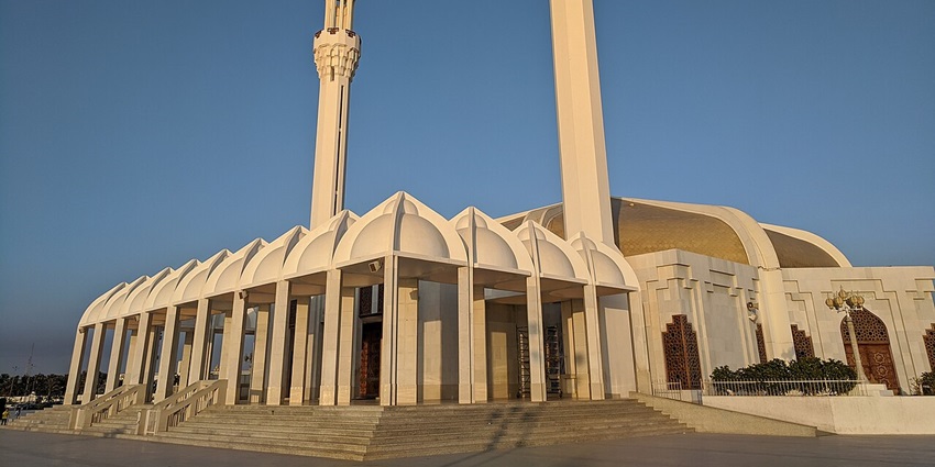Hassan Enany Mosque with modern Islamic architecture, two tall minarets and stairs
