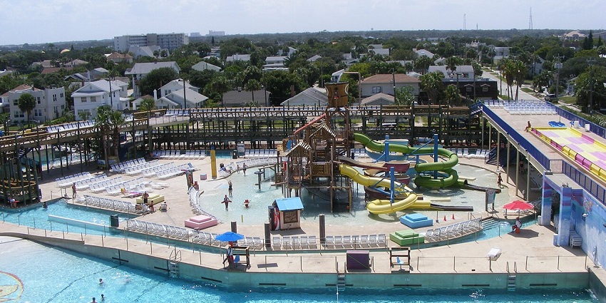 A trip to Daytona Lagoon water park is one of the best things to do in Florida with family.