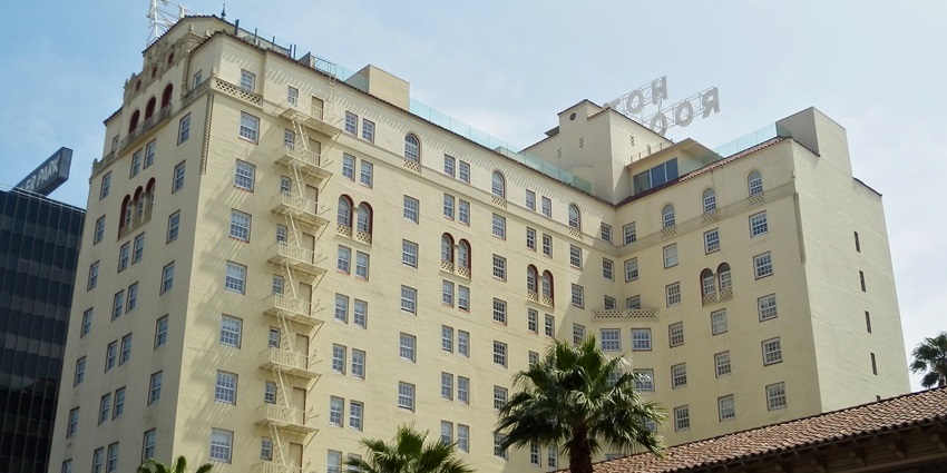 Hollywood Roosevelt Hotel, with its old architectural building, is one of the most iconic historical places in Los Angeles.