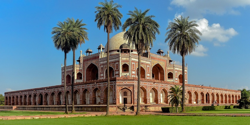 The grand Mughal building of Humayun's Tomb, one of the best places to visit in Delhi in April.