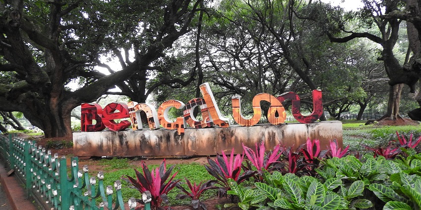 The lush green parks and vibrant gardens are the reason why Bangalore is famous