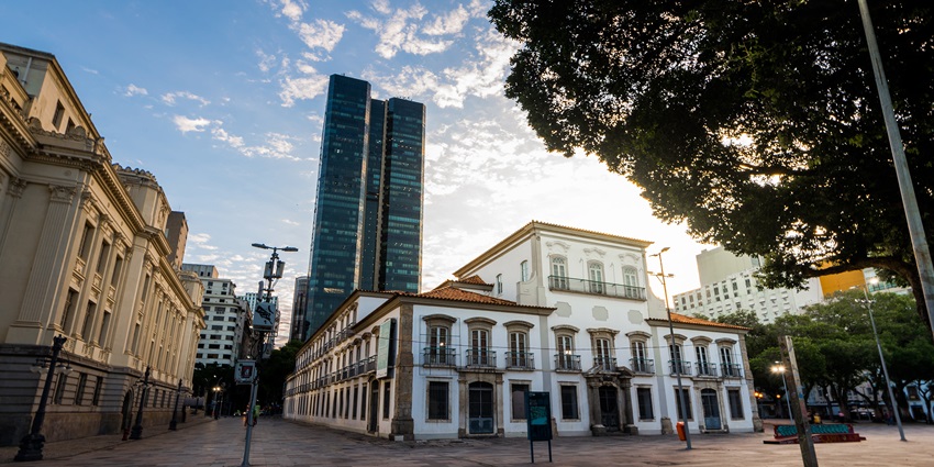 The majestic Imperial Place, one of the best historical places in Rio De Janeiro