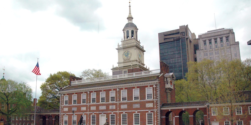Iconic monuments in the USA include the red-brick Georgian building in Philadelphia.