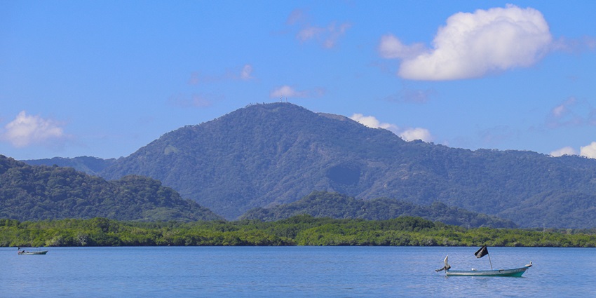 Paddle tranquil waters and engage in community tourism on Isla Chira, among the top islands in Costa Rica.