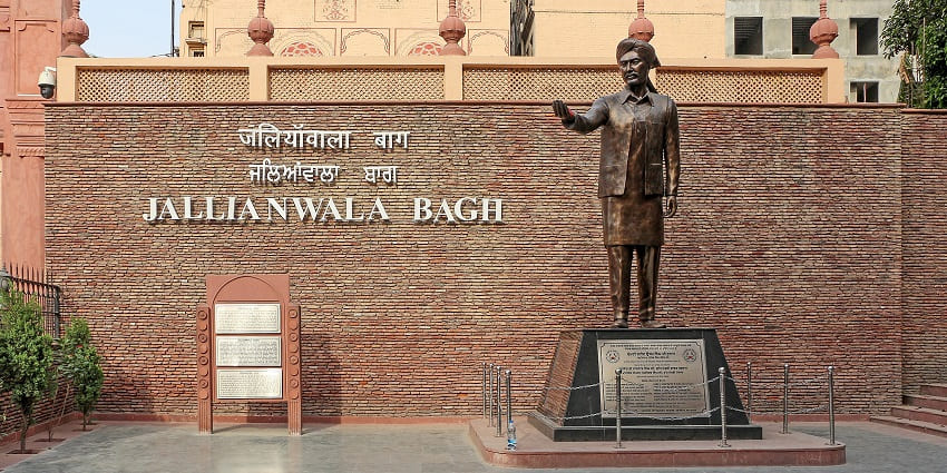 Martyrs' well and bullet-marked at the Jallianwala Bagh, one of the places in Punjab
