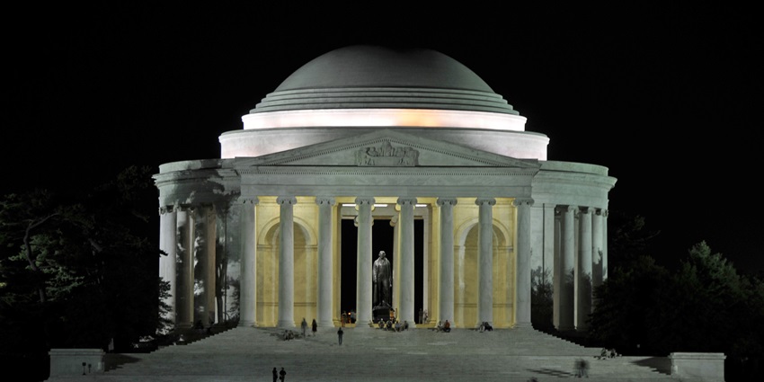 Iconic monuments in the USA include the white domed rotunda housing a bronze statue.