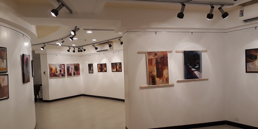 Historic art space in Kala Ghoda, Mumbai, with exhibitions of contemporary Indian art.