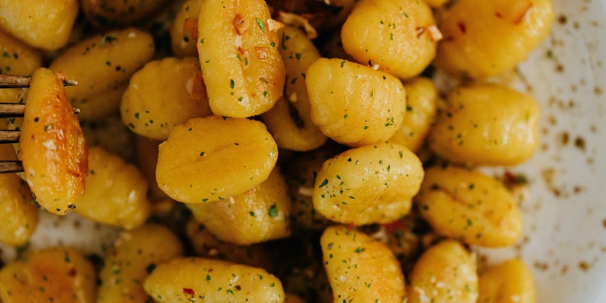 Learn to make authentic Italian dishes with fresh ingredients in a hands-on Sorrento cooking class.