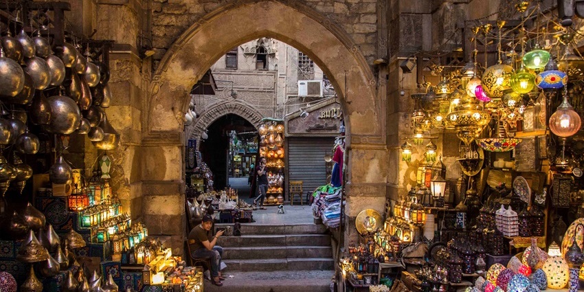 Bustling alleys and shops at the historic Khan El Khalili market.