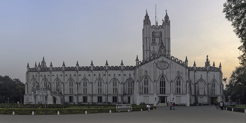St. Paul’s Cathedral in Kolkata, showcasing its Gothic Revival architecture, one of the top places to visit in West Bengal in October.