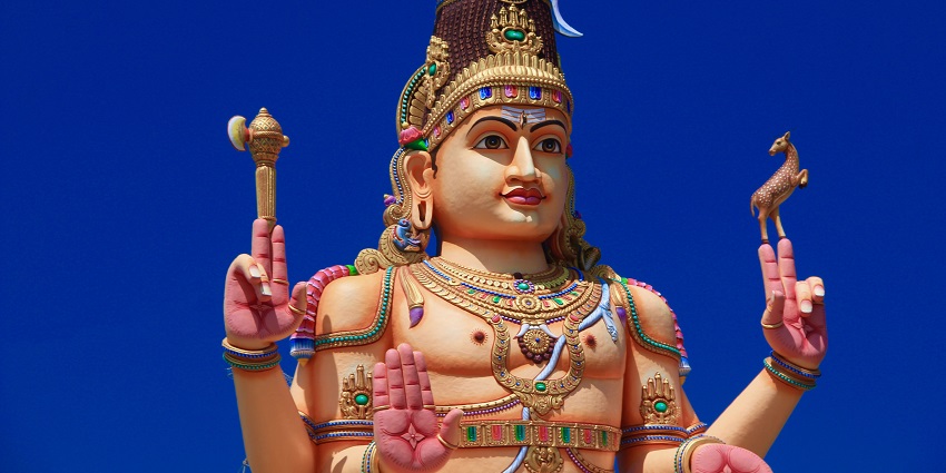 Koneswaram Temple in Trincomalee, Sri Lanka, showing the temple complex, one of the famous monuments in Sri Lanka.