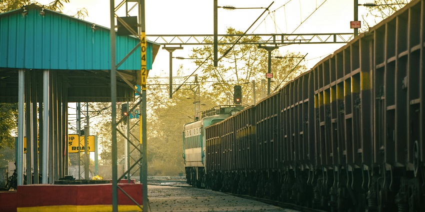Kozhikode Railway Station, an important stop to consider when planning how to reach Kerala by train
