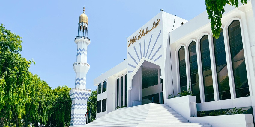 Historic Malé Friday Mosque with coral stone walls, a top place to visit in Maldives in April.
