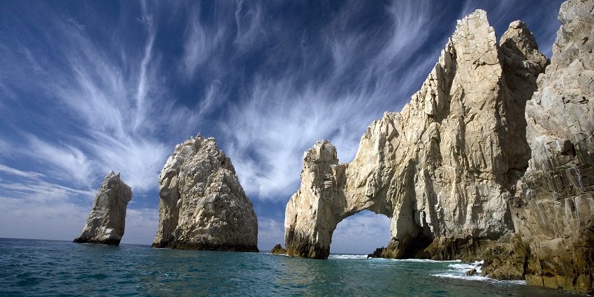 Capture stunning photos of El Arco, a natural rock arch rising from the sea at Land’s End in Cabo.