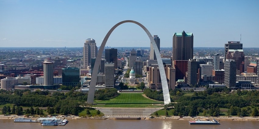 Top things to do in St Louis include visiting the iconic Gateway Arch, a symbol of the city’s history.