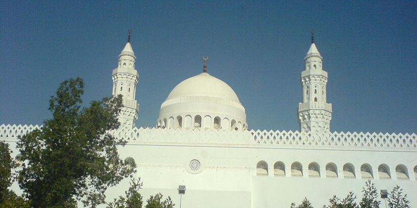 The dual-minaret mosque marking the Qibla change from Jerusalem to Mecca.
