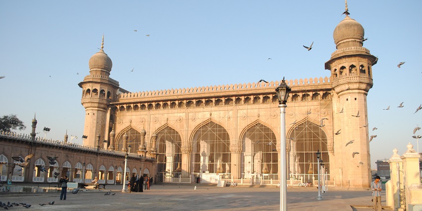 Mecca Masjid, a 17th-century architectural marvel, what to see in Hyderabad in one day