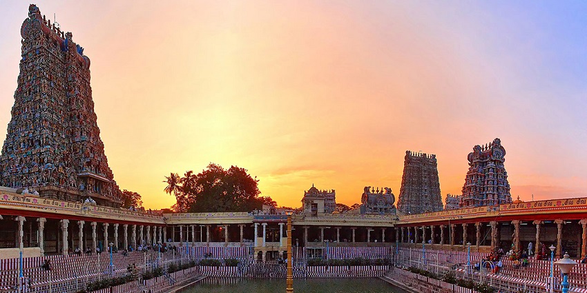 An image of the colourful gopuram of Meenakshi Amman Temple, a famous place in Madurai