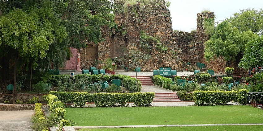 Moti Magri, a lush green memorial park with a bronze statue of Maharana Pratap, Udaipur
