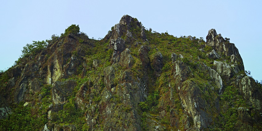 View of dense evergreen forests and distant islands at Mount Harriet National Park, one of the places to visit in Andaman in April.