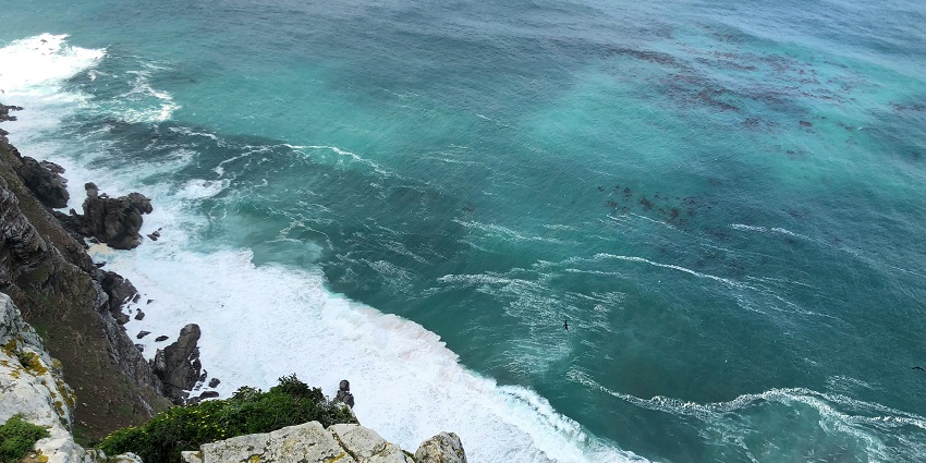 Breathtaking natural scenery and mountains in Cape Town – is Cape Town worth visiting.
Viewers of this file can see comments and suggestions