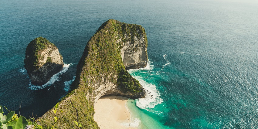 Tranquil Pemuteran Bay with calm waters, among the peaceful places to visit in Bali in Feb