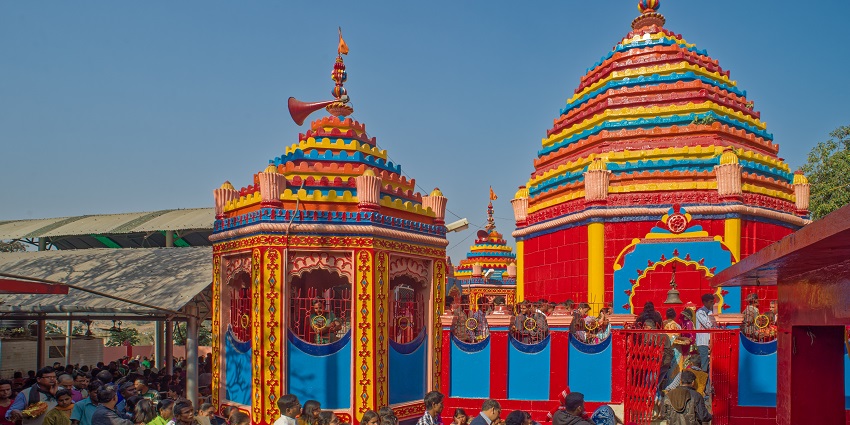 Rajrappa Temple complex features vibrant architecture, stone carvings, one of the best places to visit in Jharkhand in December.