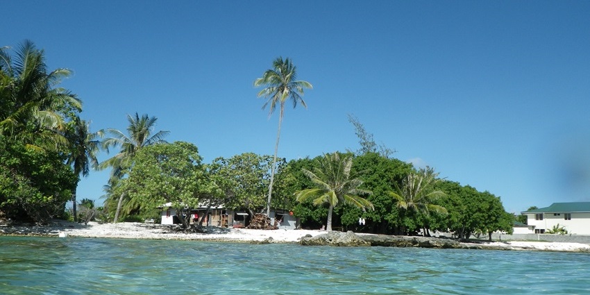 Dive into one of the world’s largest atolls, with endless turquoise lagoons in Rangiroa, among the top islands in French Polynesia.