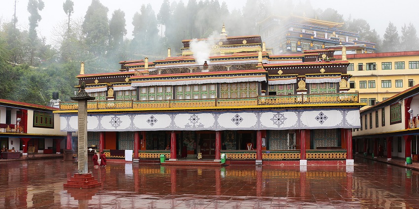 Rumtek Monastery shows vibrant Tibetan architecture with golden details and ornate pillars, amongst the best places to visit in Gangtok in March.