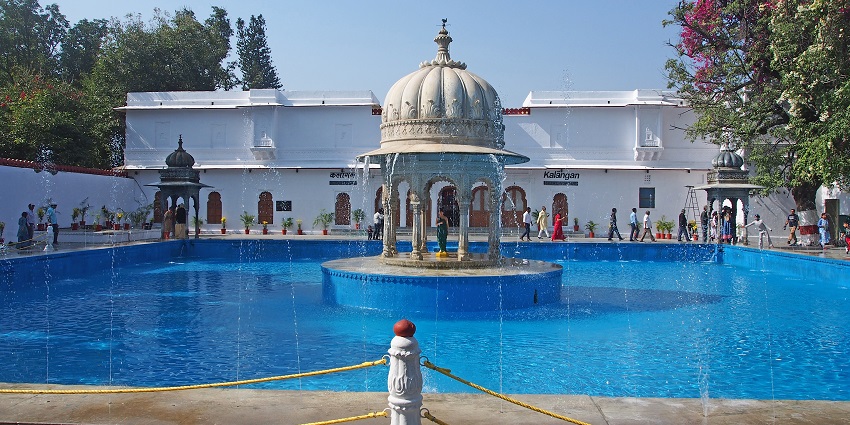 Royal garden with fountains, among the best places to visit in Udaipur in December.