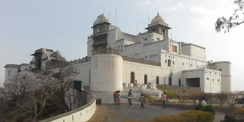 Sajjangarh, the monsoon palace, is one of the best places to visit in Udaipur in August.