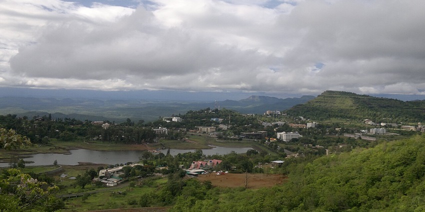 Scenic hill station with tribal culture, misty hills, boating lake, and cool monsoon charm.
