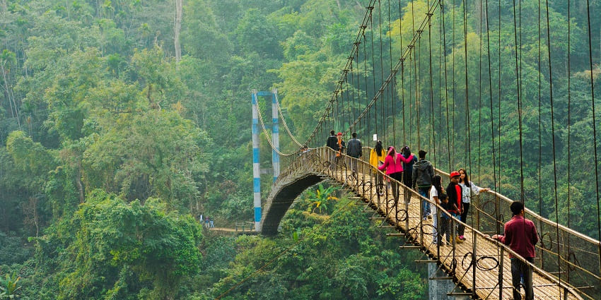 Shnongpdeng is one of the most breathtaking places to visit in Meghalaya in August.
