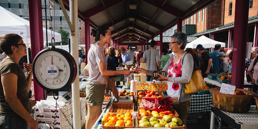 Browse fresh produce, baked goods, and handmade crafts from local vendors in Elkhart.