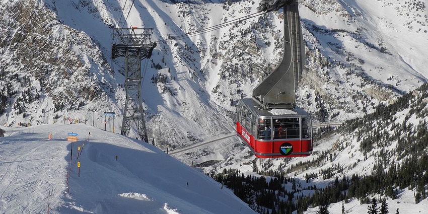 Hit the powdery slopes and enjoy high-speed lifts at one of Utah’s top ski resorts.