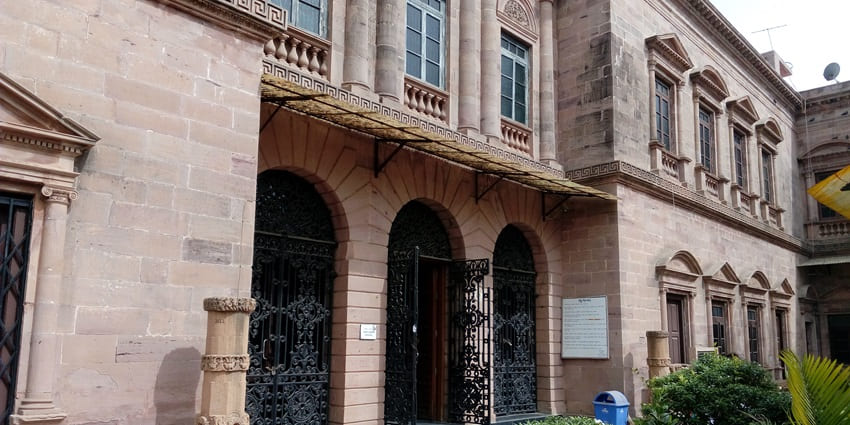 Museum in Bhuj honours 2001 quake victims with immersive and educational exhibits.