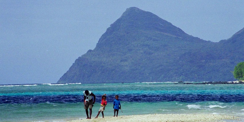 Soak in Nguna Island’s serenity with peaceful beaches and clear waters far from crowds