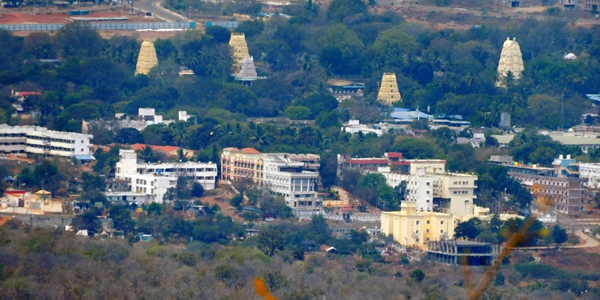 Aerial view of Srisailam, one of the places to visit in Andhra Pradesh in November.