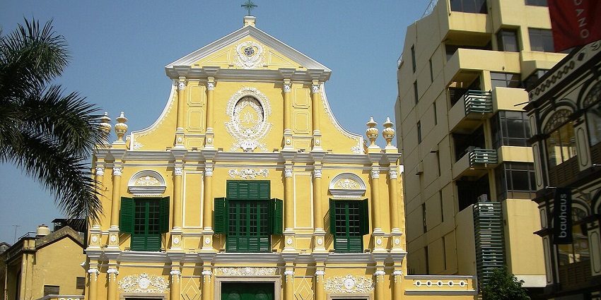 St Dominic’s Church in Macau, a must-see when planning how many days in Macau is enough.
