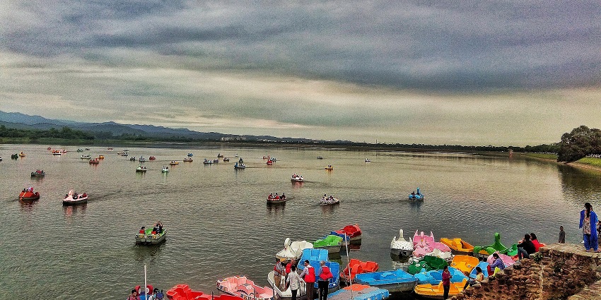 Evening at the Sukhna Lake in Chandigarh the best places to visit in Punjab in May.
