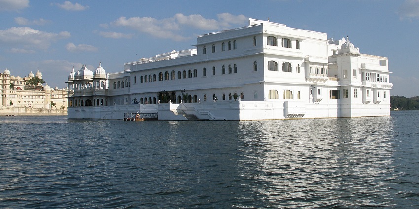 Taj Lake Palace on Lake Pichola is among the best places to visit in Udaipur in June.